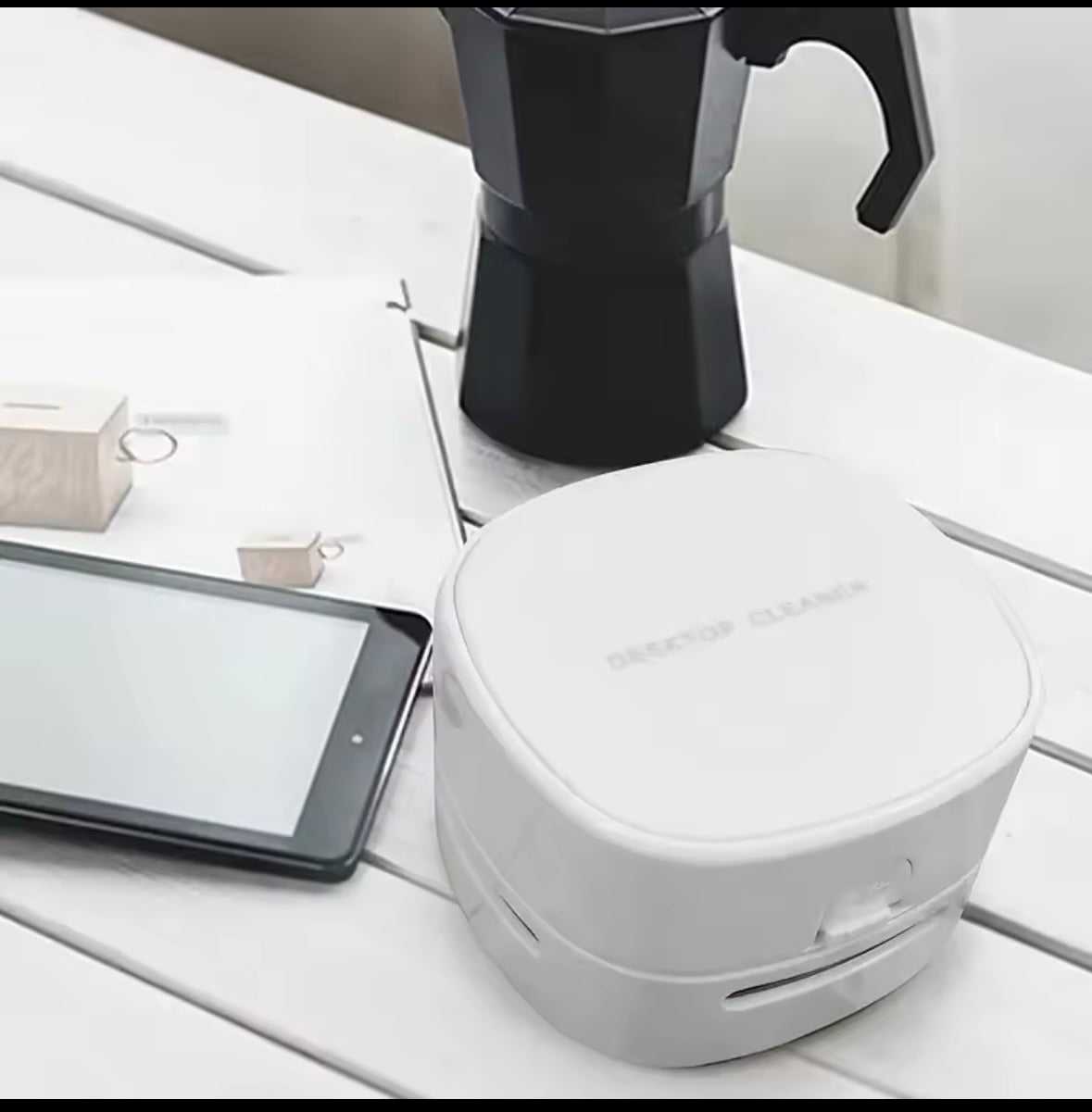 1pc Mini Cordless Handheld Vacuum Cleaner – Portable Wireless Vacuum for Home, Office, and Crumbs.